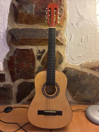 Guitarra española infantil