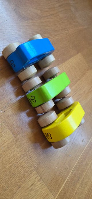 Coches de madera Hape (3 uds)