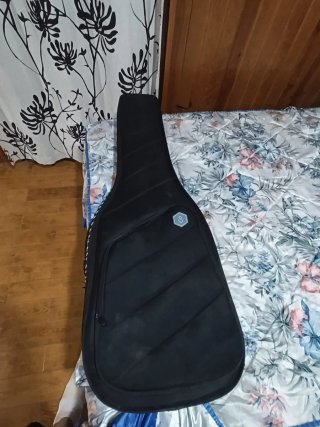 Bajo Marcus Miller V7 Blanco