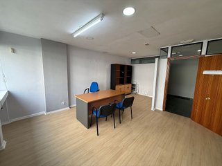 Oficina en alquiler en Centro Ciudad en León