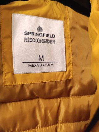 Chaleco acolchado amarillo