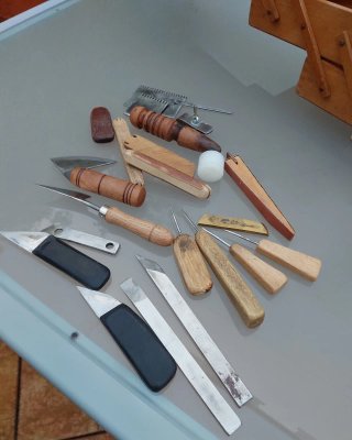 Antigua caja herramientas guarnicionero madera