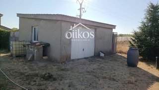 Chalet en venta en Calvarrasa de Arriba