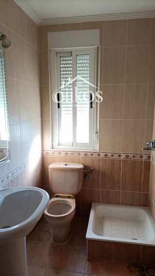 Chalet en venta en Calvarrasa de Arriba