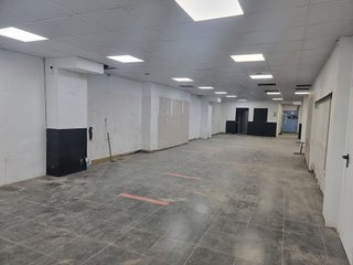 Local comercial en venta en Can Clota en Esplugues de Llobregat