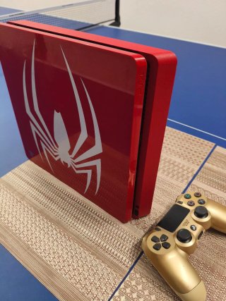Consola PS4 Edición Limitada Spiderman