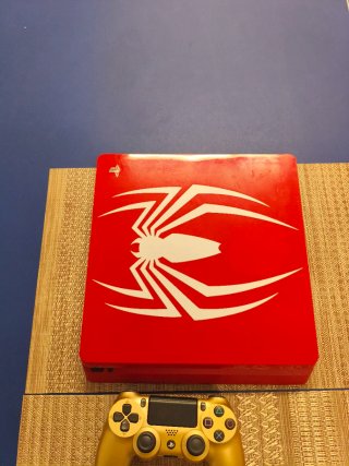 Consola PS4 Edición Limitada Spiderman