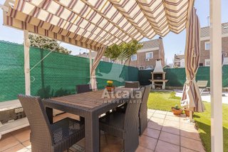 Casa adosada en venta en Vallehermoso en Azuqueca de Henares
