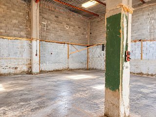 Nave industrial en alquiler en Casco Antiguo en Llíria
