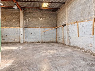 Nave industrial en alquiler en Casco Antiguo en Llíria