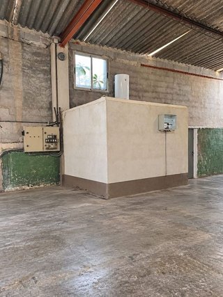 Nave industrial en alquiler en Casco Antiguo en Llíria
