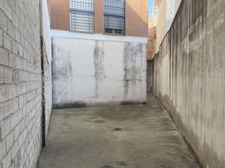 Local comercial en alquiler en Huerta de la Reina - Trassierra en Córdoba