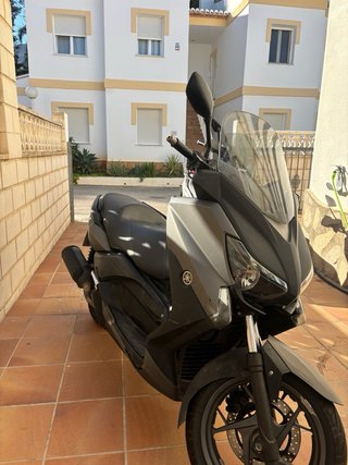 Yamaha XMAX 125 ABS 2016- 25.500 km
