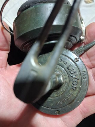 Carrete pesca Mitchell Luzor Antiguo
