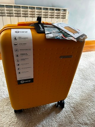 Maleta Benzi Amarilla Ruedas 360