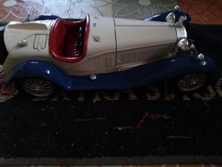 2 Modellini Auto d'epoca