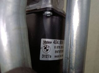 Bmw 404959 / 6978263 motor limpia del 3 320d 2 282