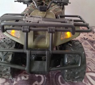 Quad militar con figura y accesorios