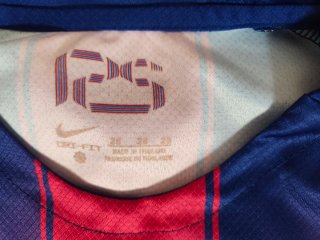 Conjunto niño FC Barcelona Talla 28. Número 10