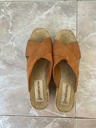 Cuñas Stradivarius Marrones