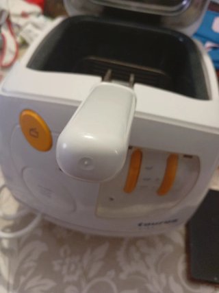 Freidora Taurus casi nueva
