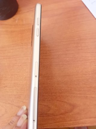 Samsung A06 Dourado Titânio c/ Caixa