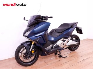 HONDA FORZA 750