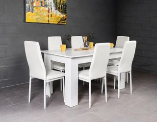 Mesa 140cm con 6 Sillas Blancas