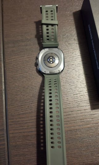 Samsung Galaxy Watch Ultra 2 (2026) pari al nuovo