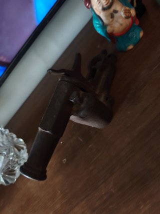Cañón antiguo pequeño