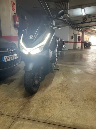Honda PCX 125 2025 – 1.975 km – Como Nueva