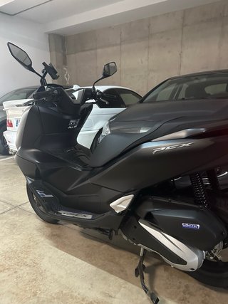 Honda PCX 125 2025 – 1.975 km – Como Nueva