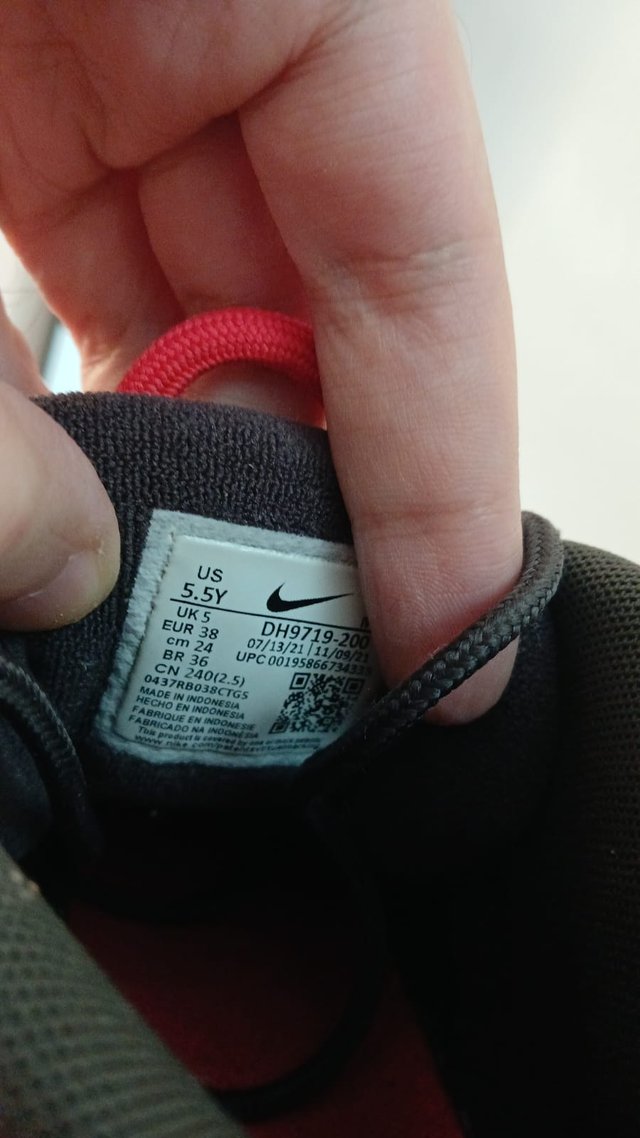 Nike Air Uptempo + regalo