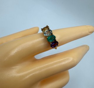 Anillo oro de 18 kt con esmeralda, citrino...