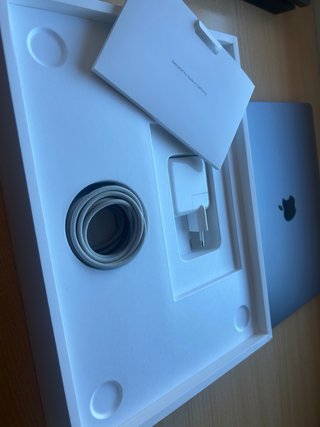 MacBook Air 13' M3 8GB 256GB Gris Espacial