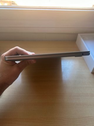 MacBook Air 13' M3 8GB 256GB Gris Espacial