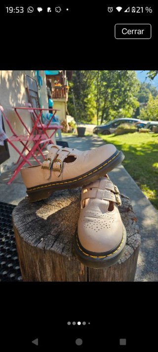 Dr. Martens Mary Jane Beige