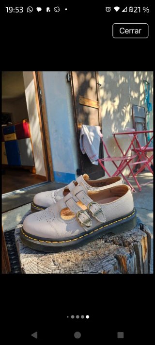 Dr. Martens Mary Jane Beige