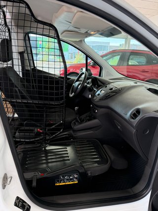 Ford Transit Courier 2019