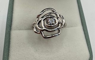 Anillo Oro 18kt Diamante Flor