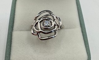 Anillo Oro 18kt Diamante Flor