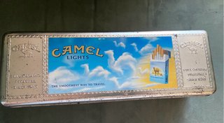 Scatola latta Camel Lights vintage