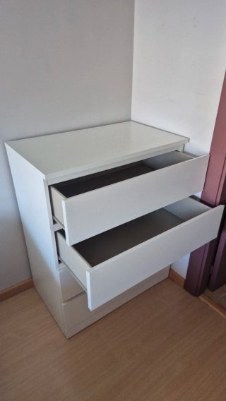 Cómoda MALM Ikea 4 cajones Blanca