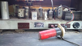 Tocadiscos, altavoces y amplificador