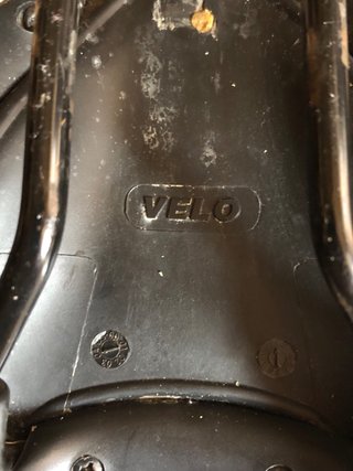 Sillín VELO SCRATCH