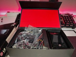 LG KS20 Completo con Caja y Accesorios