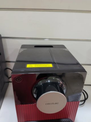 Cafetera Cecotec Cremmaet Cube Roja