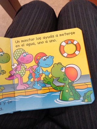 Libro pequeño de dinosaurios