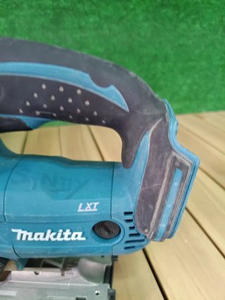Sierra de Calar Makita DJV180