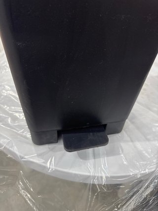 Cubo Basura Tatay 40L Negro/Gris